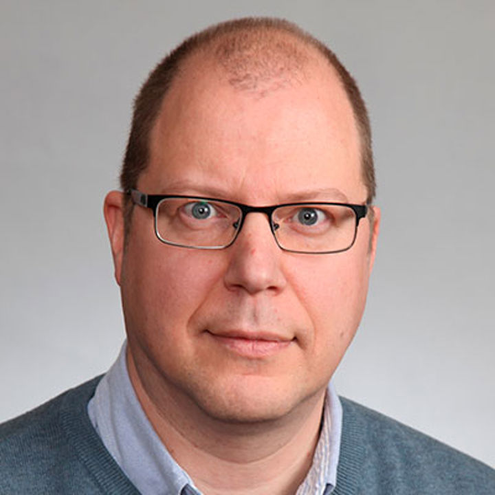 Kirjottaja Tom Lindholm Ty&#246;kykyp&#228;&#228;llikk&#246;